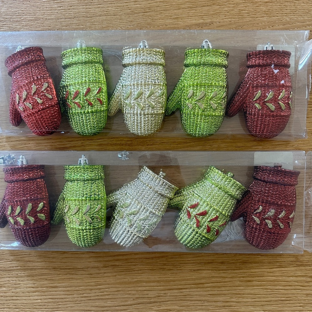 Shatter Resistant Metallic Color Mittens Christmas Tree Ornaments 10 Pack